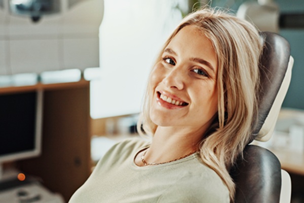 What You Can Expect From Gum Contouring By A Cosmetic Dentist